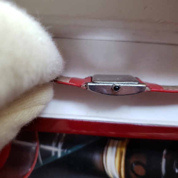 100% Authentic Cartier tank 2303 quartz - Picture 3 of 8